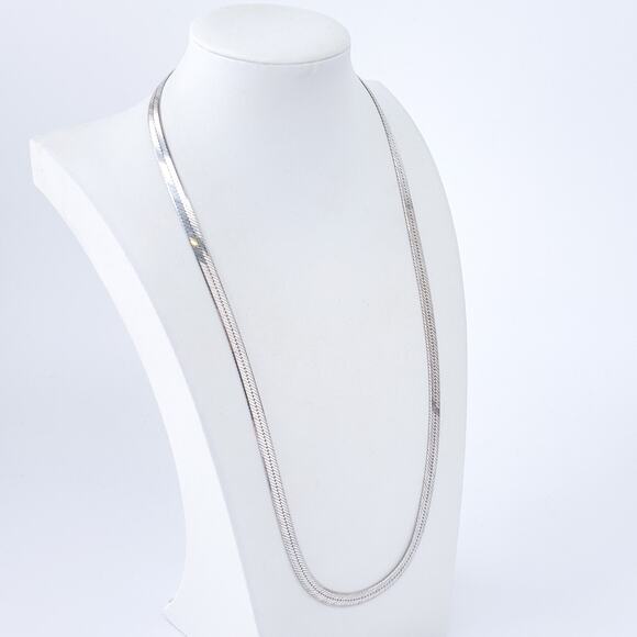 Vintage Sterling Silver 925 Wide Flat Italian Herringbone Chain Necklace 24” - Picture 2 of 6